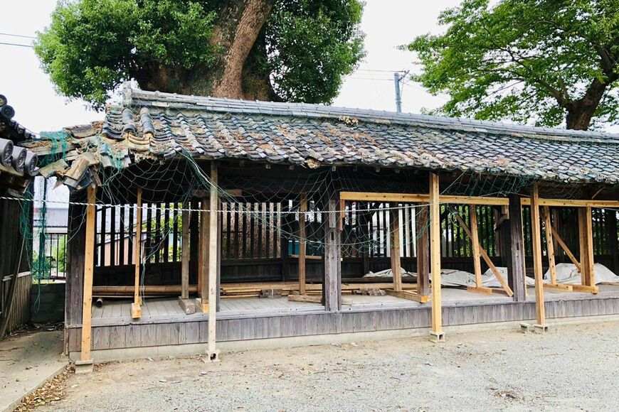 修復前の回廊（写真：福島八幡宮提供）
