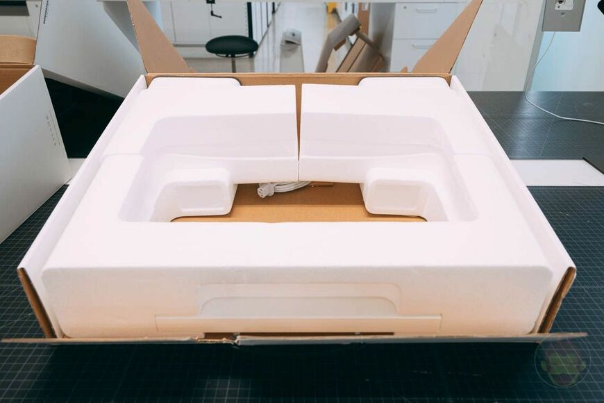 かつてのiMacは発泡スチロールが多く使われていた