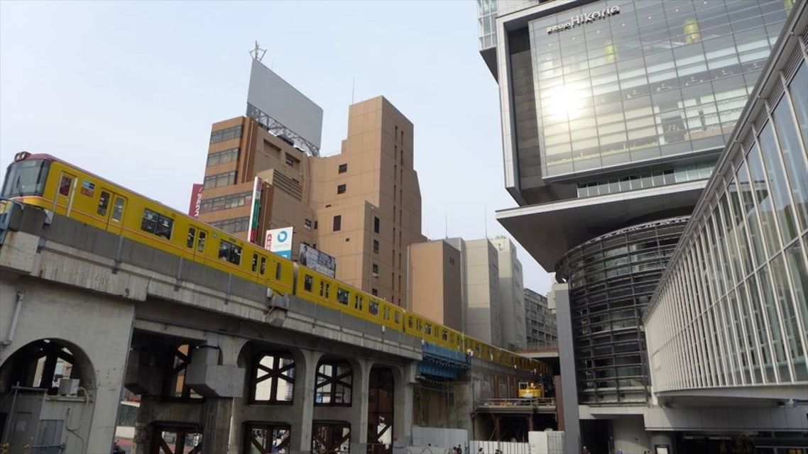 かつての渋谷駅付近。左の高架線部分が新ホームになった