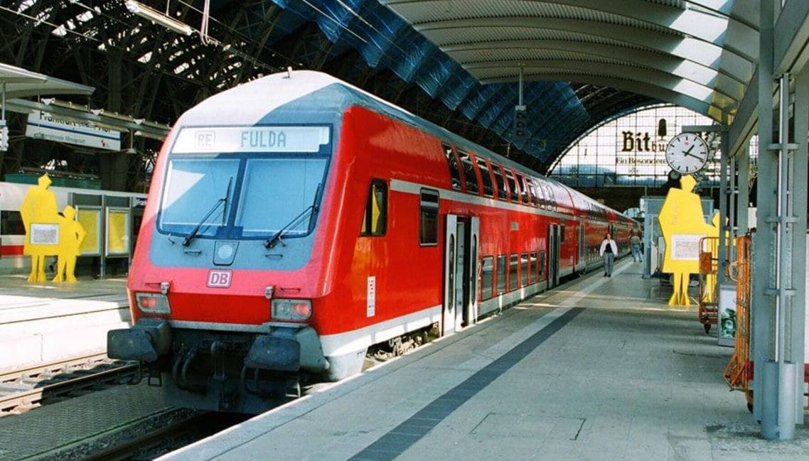 ドイツでも2階建て車両は近郊列車の主力として活躍する