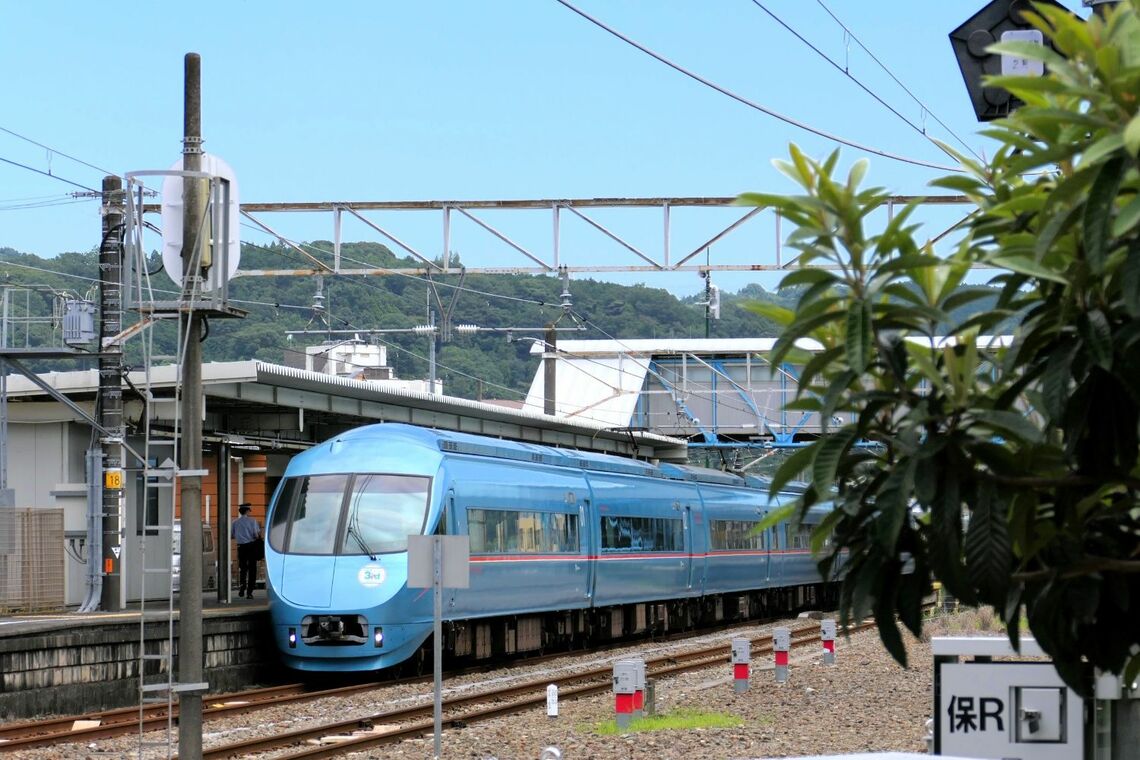 新 松田 駅