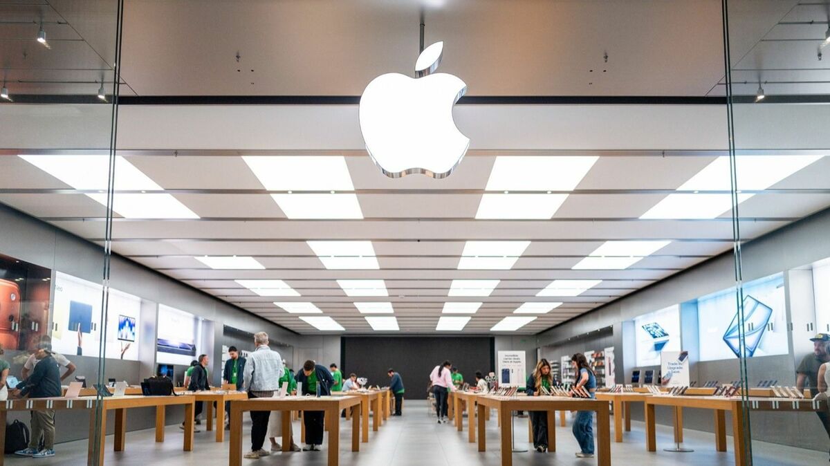〈開発に10年〉待望のアップル初の折り畳み式iPhone､チタンとアルミニウムを使った先進的なヒンジ機構に | 政治・経済・投資 | 東洋経済オンライン