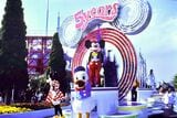 ディズニー５周年記念式典のようす（写真：1988年4月15日、吉野純治撮影）