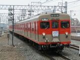 8111編成 ツートン塗装 岩槻 2025年春（筆者撮影）
