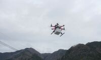 日本郵便が導入急ぐ｢山間部ドローン配送｣の実力 国内初レベル4飛行に成功､実用化へあと一歩
