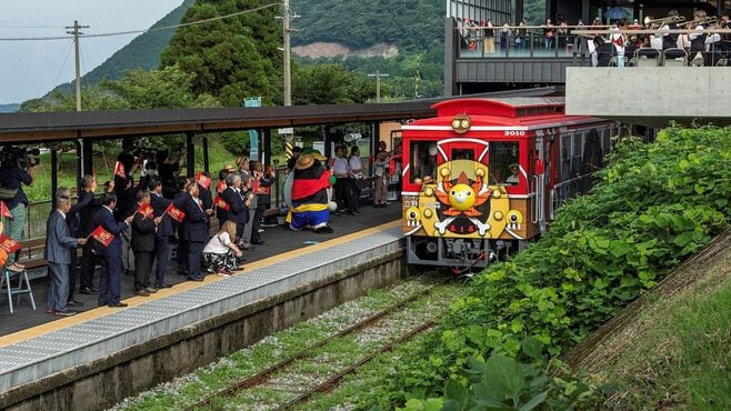 南阿蘇鉄道､熊本地震から完全復旧の1番列車走る