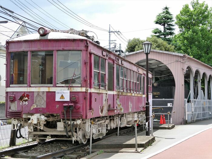 川口市の青木町公園に置かれていた当時のデハ230形