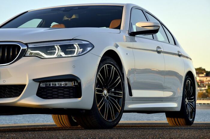 ビー・エム・ダブリュー 540i Mスポーツ｜BMW 540i M Sport
