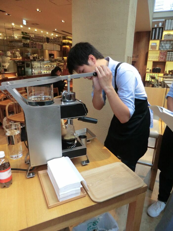 プレスして抽出