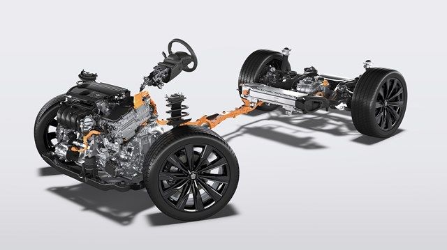 トヨタ新型「クラウン（スポーツ）」（写真：トヨタ自動車）
