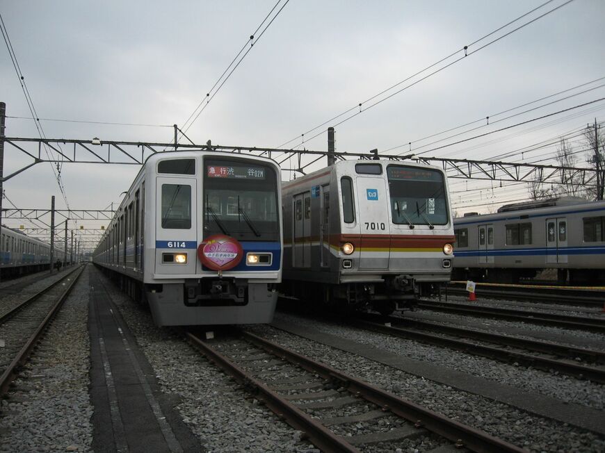 地下鉄副都心線開業に対応して改造が施された7000系。この姿で最後を迎えた（筆者撮影）