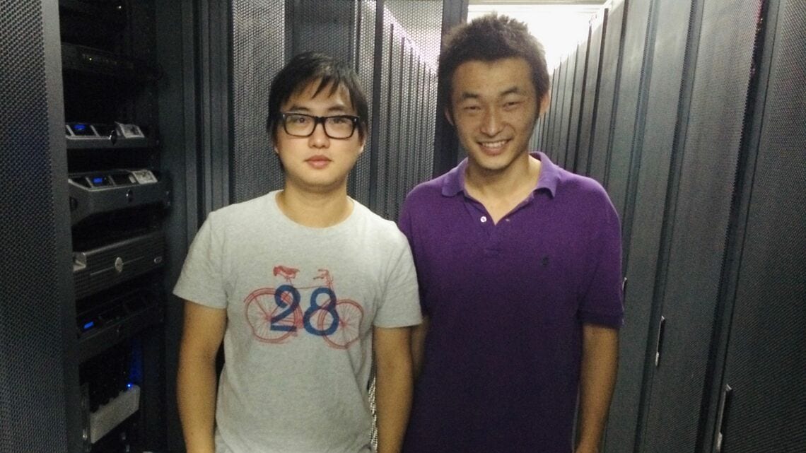 バイトダンス勤務時代の郭宇氏（左）。その後にFIREして日本移住を選んだことで一躍有名人となった（写真：郭宇氏提供）