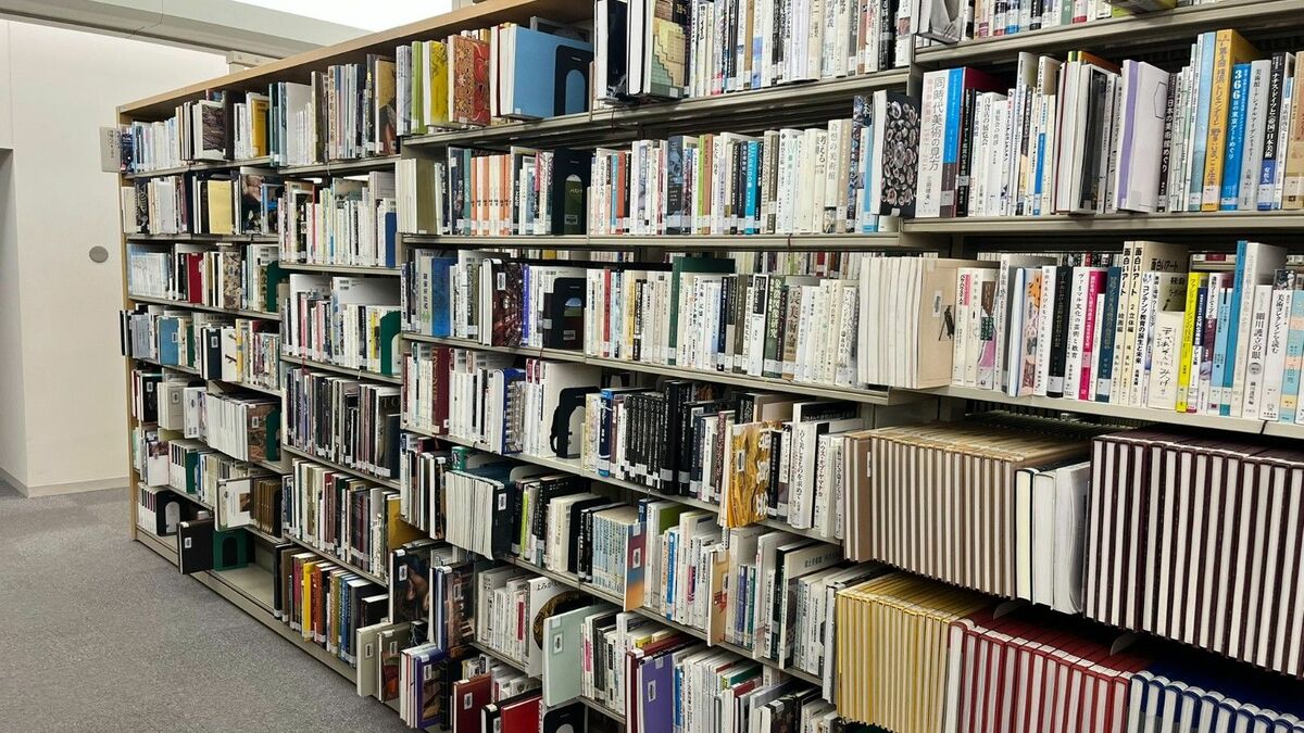 NHK『税金で買った本』のモデルとなった《全国2位の大学図書館》が話題…日本中に"すごい図書館"が増殖中のなぜ | ライフ | 東洋経済オンライン