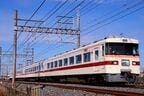 特急「しもつけ」として走る350型