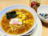 パックタイプのジュースは「残っても持ち帰れる」という安心感を与えてくれる（筆者提供）