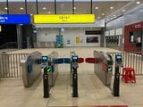 スオイティエン駅の自動改札機（筆者撮影）