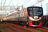 令和最初の「迎光号」に充当された5000系（撮影：南正時）