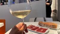 50代日本人のバルセロナ《飲み歩き》が極楽すぎた！｢ビール×名物エスカルゴ｣｢白ワイン×生ハム｣。"情熱の国"で出会った｢至高の一皿｣は？