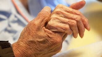 両親最後の10分｢父に言わせた"愛してる"｣の奇跡