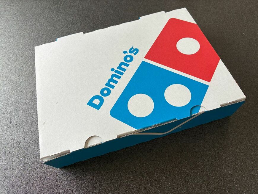 蓋を閉めたピザBENTO