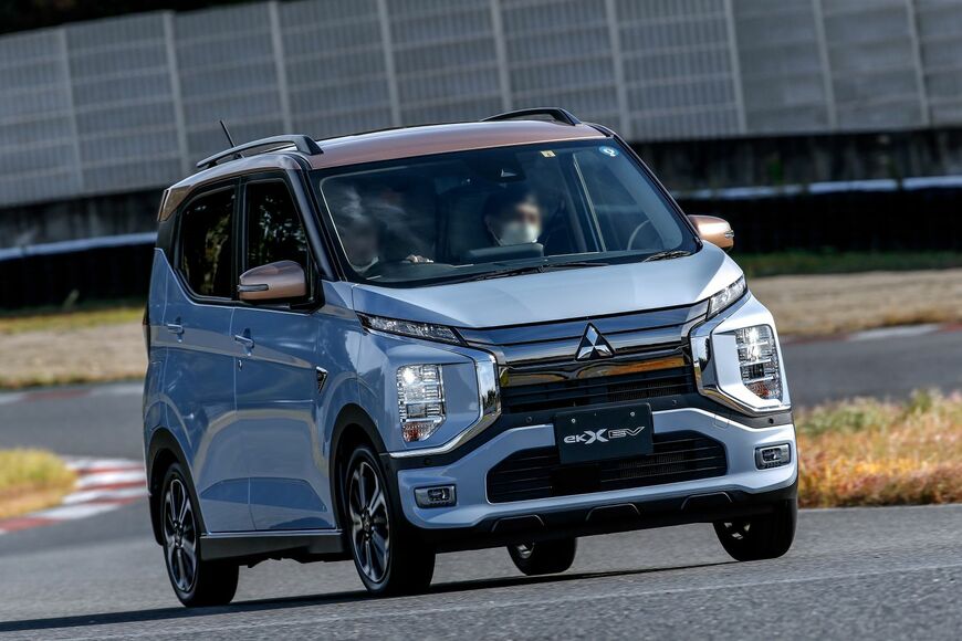 三菱 eKクロス EV