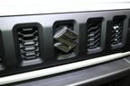 新型ジムニーのフロントグリル