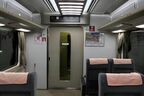 車いすスペースがある2号車はドアも大きい