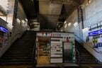 小菅駅の構内