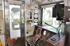 運転台は約30年前の改造時に一新された