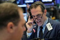 米国株は上昇､堅調な企業決算を好感 フェイスブックが新たなサービスを計画？