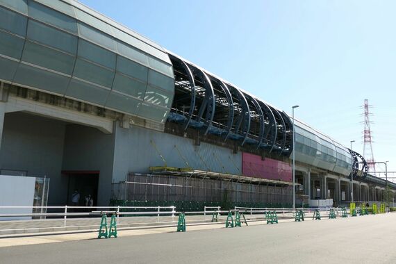 リニューアル工事中のゆめが丘駅