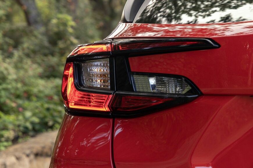 LAショーで発表された新型インプレッサ（写真：Subaru of America）
