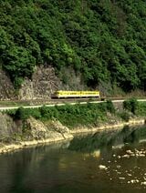 三江線を走るキハ40形の列車（撮影：南正時）