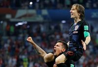 クロアチアW杯4強､PK戦で開催国ロシア下す 11日の準決勝でイングランドと対戦
