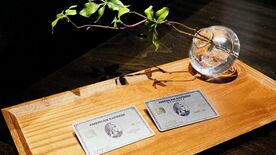 羽田空港に上陸したアメックス｢最上位ラウンジ｣がスゴすぎた！"幻の和牛"に"西陣織の狛犬…