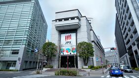 出遅れ銘柄の逆襲で日経平均株価は秋にも高値に再トライへ 注目は自動車､銀行､IP…半導体も底入れ