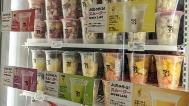 コンビニが｢レジ横ドリンク｣に再注力する深い訳 冬場もスムージーや 