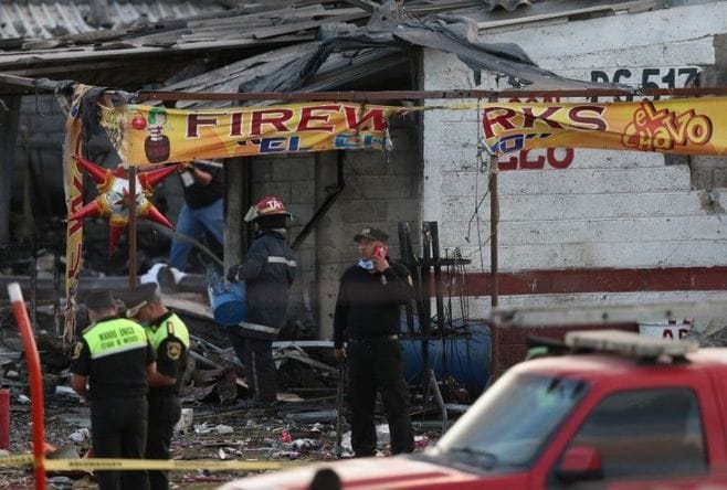 メキシコの花火市場で爆発､27人の死亡確認
