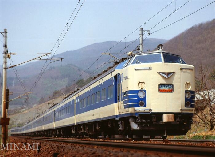 東北本線を走る583系「はつかり」