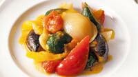 煮込まず20分で完成！ "野菜の味が輝く"絶品ラタトゥイユ。YouTubeでも人気のフレンチシェフが教える「引き算レシピ」とは？