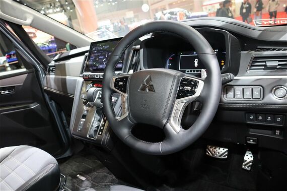 デリカD:5のインテリア