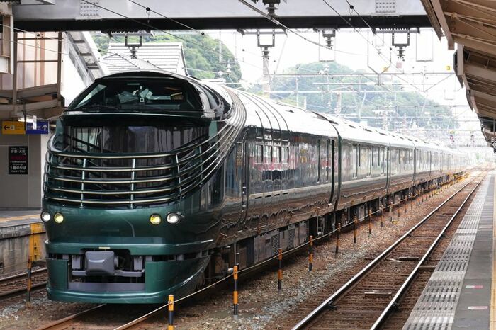 豪華列車「瑞風」もハイブリッド気動車