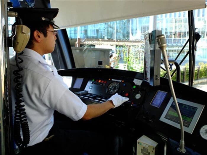 「フクラム」の運転台