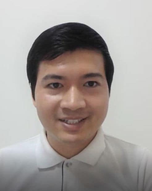 チョーサンハン（Kyaw San Han）氏/1991年、ミャンマー・エーヤワディ管区生まれ。2008年ミャンマー警察に入る。オーストラリアのフリンダーズ大学で修士号（国際関係）取得。2022年12月に日本に逃れ、2023年7月に難民認定される（筆者撮影）