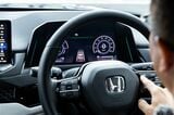 ホンダ量販モデル初のハンズオフ機能を搭載した「アコード e:HEV Honda SENSING 360＋」（写真：三木 宏章）
