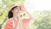 ｢目の日焼け｣濃いサングラスで安心する人の盲点 目の健康を損ねるのは｢紫外線｣だけじゃない