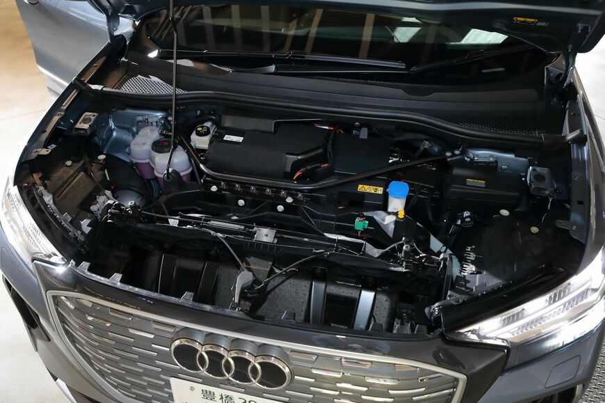 アウディ「Q4 e-tron」