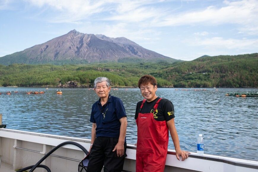 ㈱かね丸水産の会長・池田兼男さん（75）と現社長・池田謙太郎さん（40）（著者撮影）