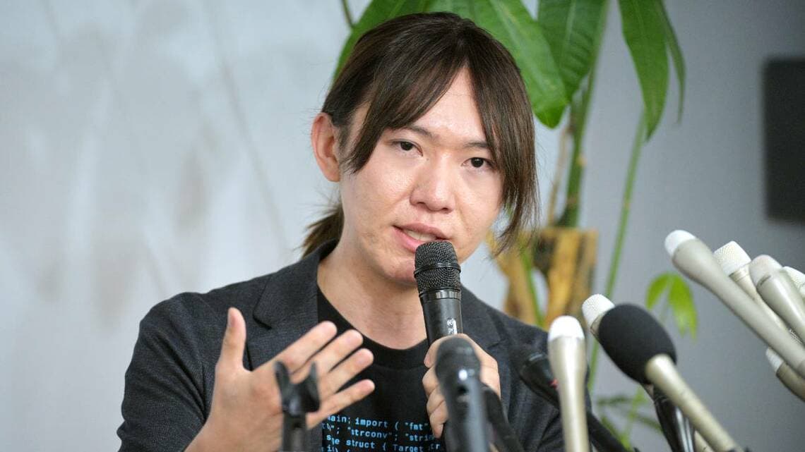 会見で参院選への挑戦を表明した安野貴博氏(写真:東京スポーツ/アフロ)