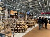 家具の取り扱いも多くて、IKEA感もある（筆者撮影）